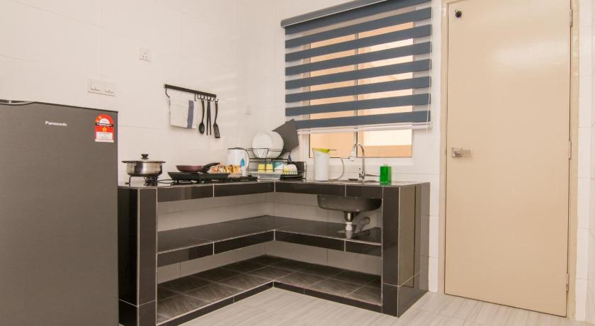 Image of Three-Bedroom Apartment 1