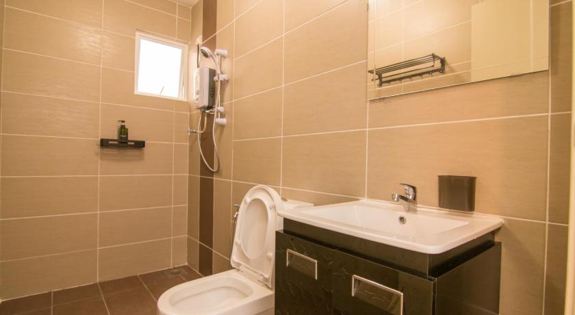 Image of Three-Bedroom Apartment 8