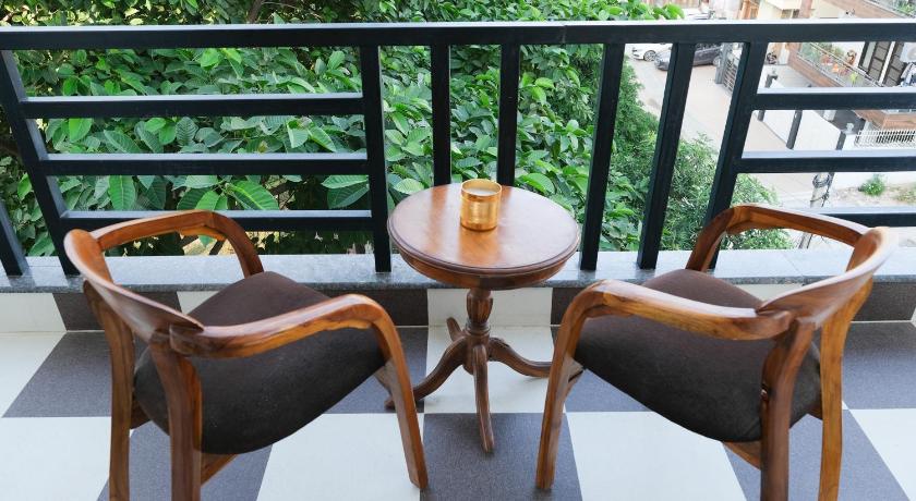 Lime Tree Hospitality Three BHK Apartment Artemis Gurgaon photo