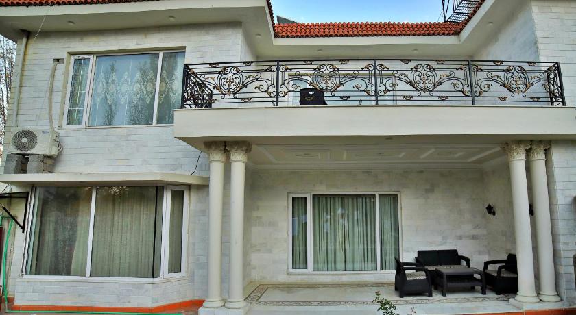 Arish Luxury Suites photo