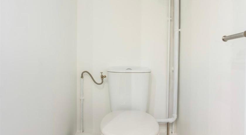 Comfortable Apartment -1BR/4P- La Roquette - image 2