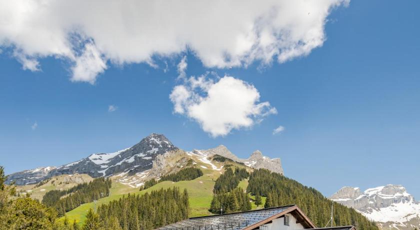Berglodge Ristis — Hotel in Engelberg