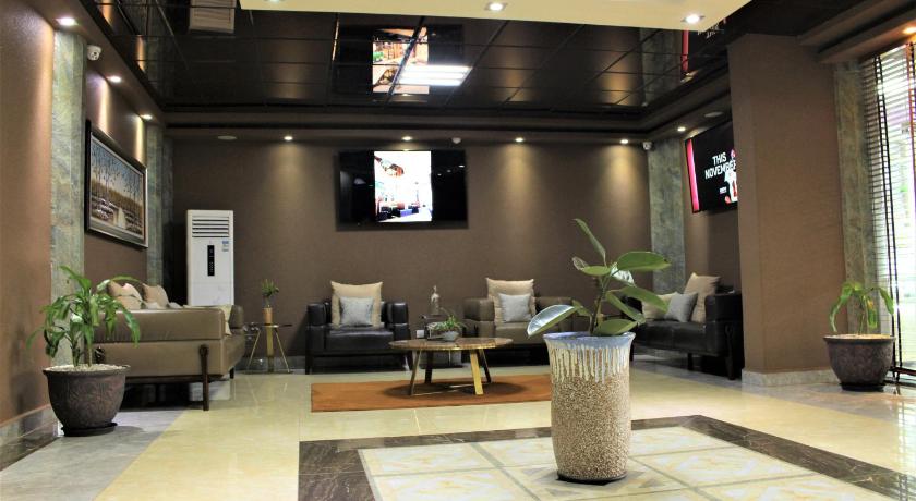 Hera Hotel Kampala photo