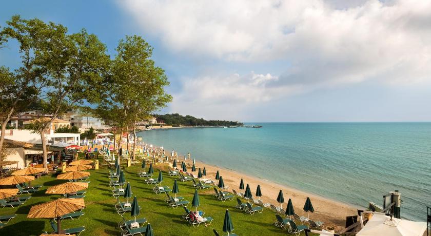 Andreolas Luxury Suites photo