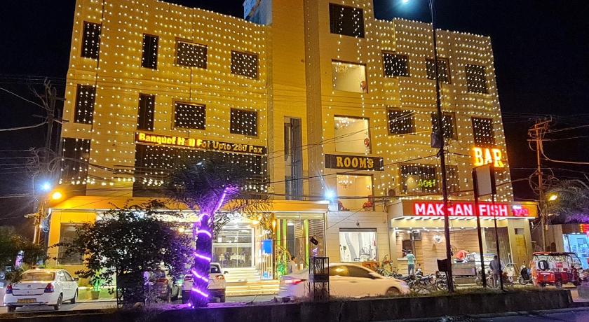 Hotel Makhan Residency