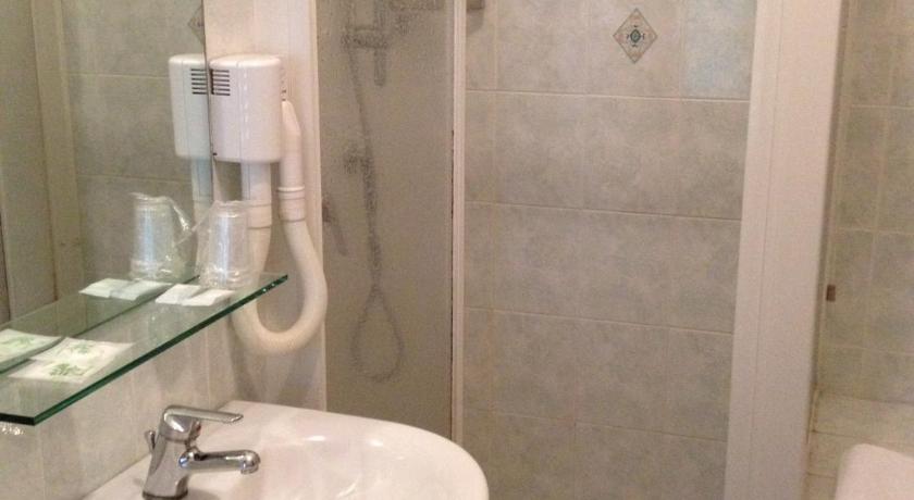Hotel Limone photo