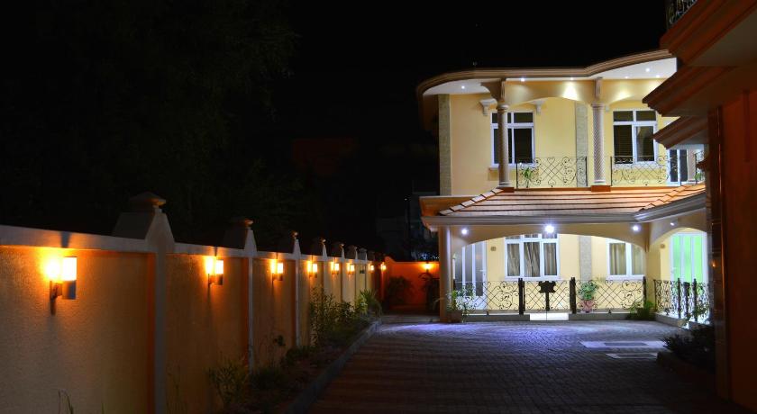 Niv Villa photo