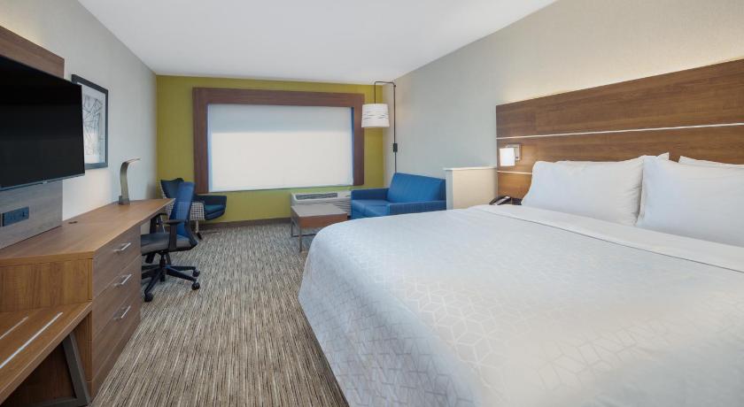 Holiday Inn Express And Suites Chico