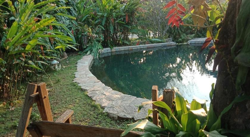 カンチャナブリ Nonkan  Homestay 4つ星 ホテル 客室