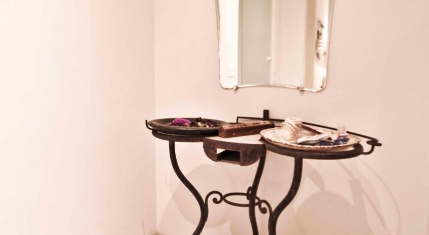 Image of Double Room with Private Bathroom 13
