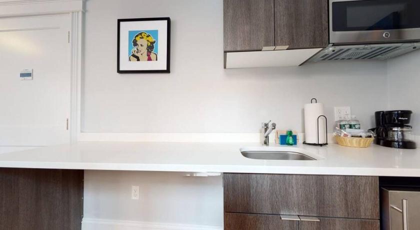 A Stylish Stay w/ a Queen Bed, Heated Floors.. #22 photo