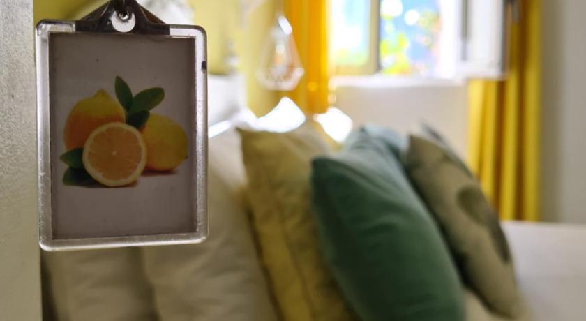 Bea's Bed & Breakfast photo