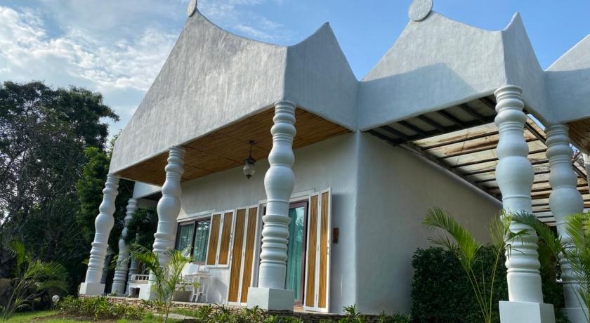 รูปของห้องสำหรับครอบครัวพร้อมวิวสวน (Family Room with Garden View) 1