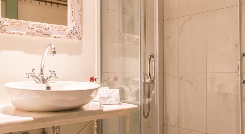Primoula Country Hotel & Spa photo