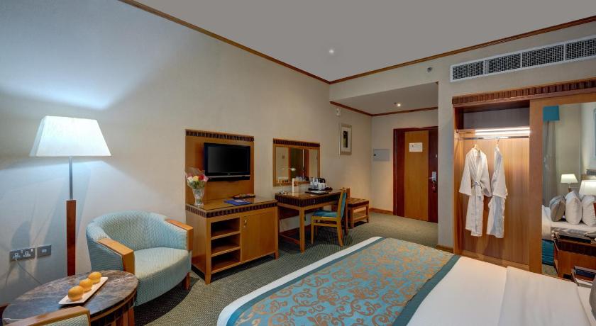 Image of Deluxe King Or Twin Room 5