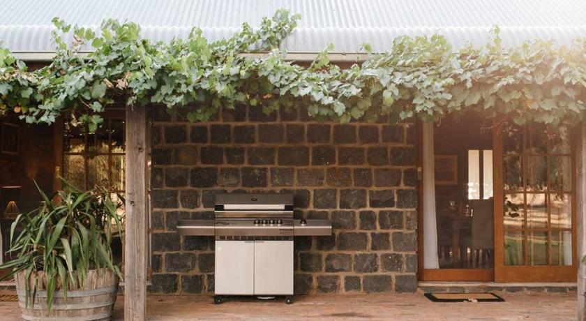 Gumstead House photo