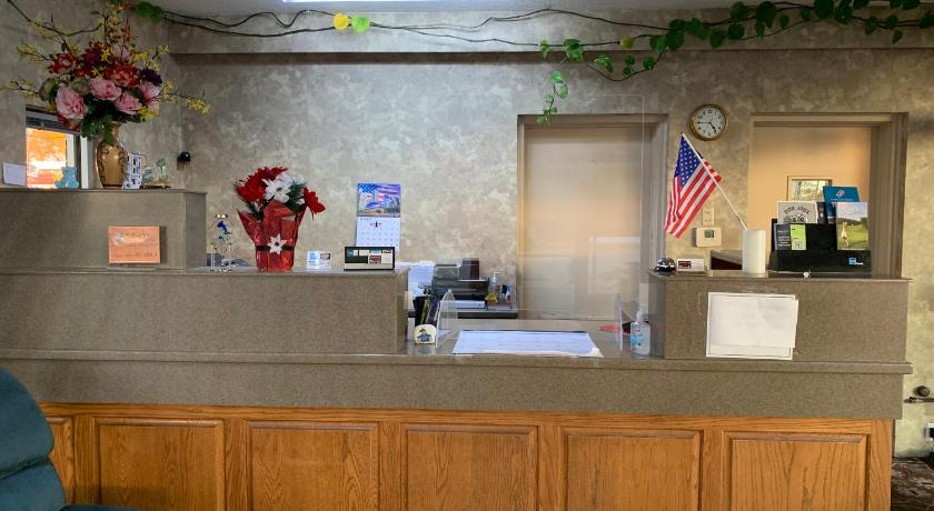 Coachman's Inn Motel photo
