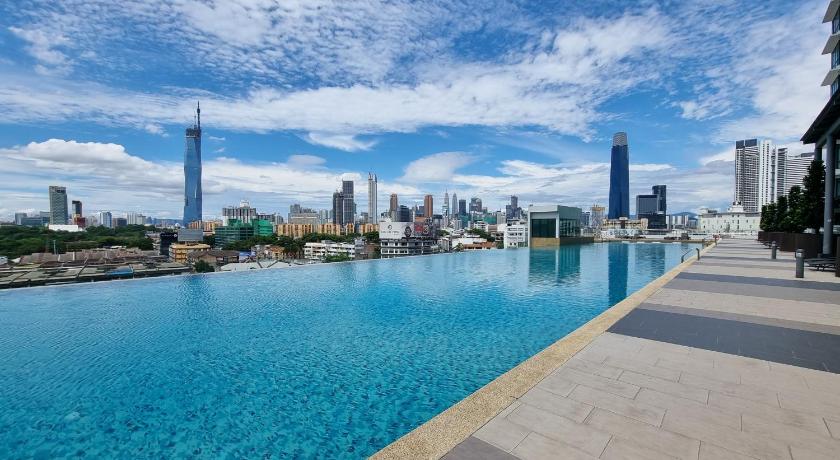 KL One Residence by Nest Home [Infinity Pool & KL Skyline] photo