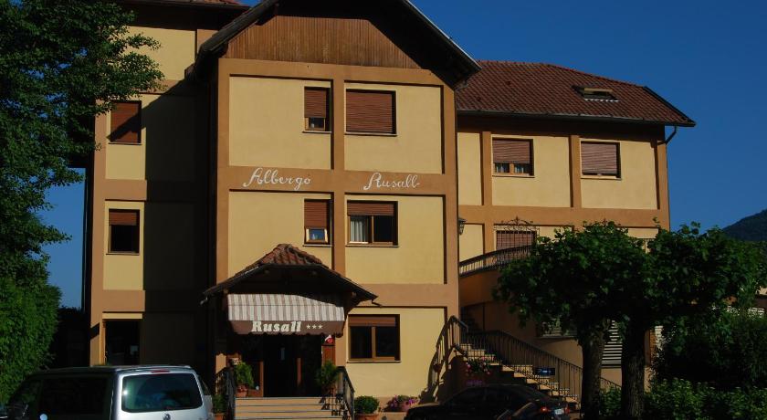 Albergo Rusall — Hotel in Tremezzo