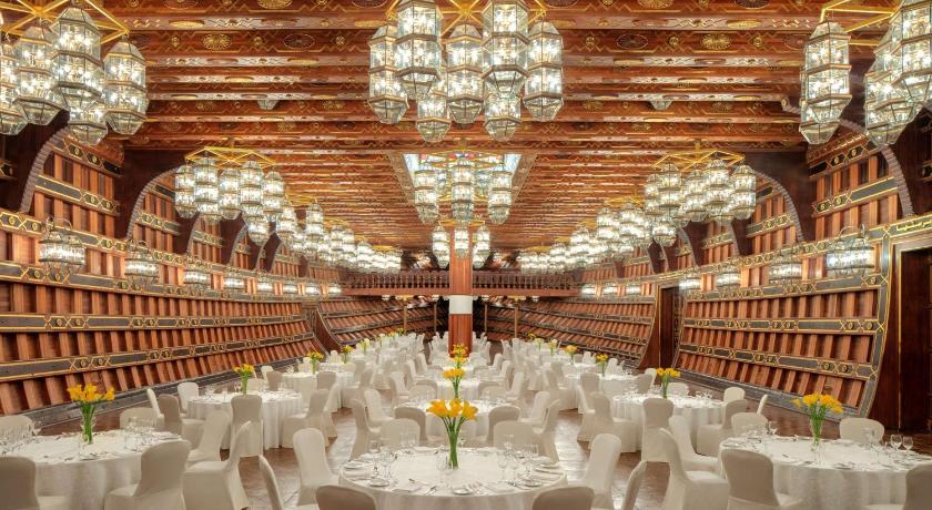 Radisson Blu Hotel Kuwait - image 10