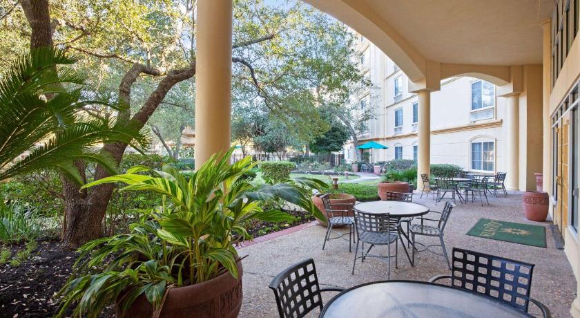 La Quinta Inn & Suites by Wyndham Houston Galleria Area