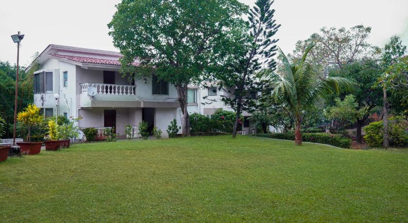 EKO STAY - Tropical Beach Apartments photo