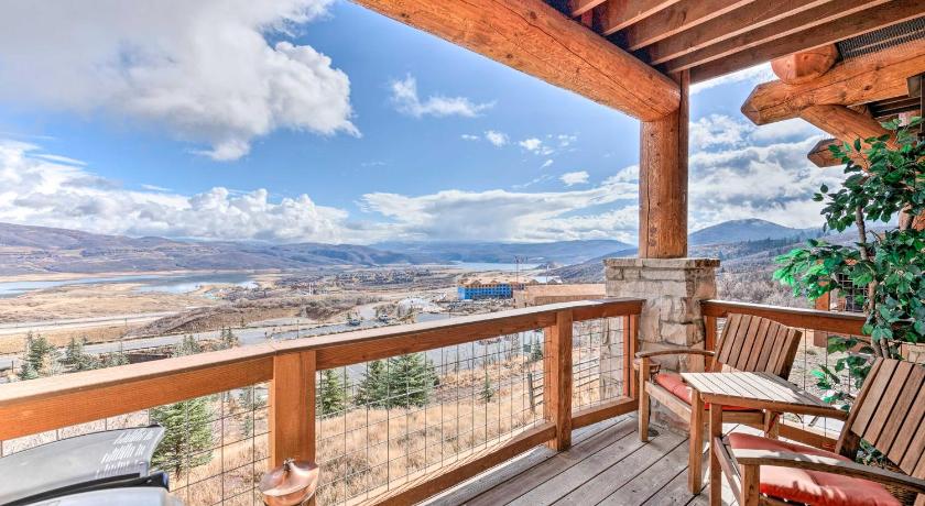 Ski-In and Ski-Out Townhome with Sauna and Hot Tub! photo
