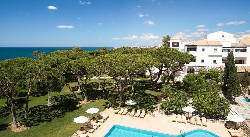 Pine Cliffs Hotel, a Luxury Collection Resort, Algarve