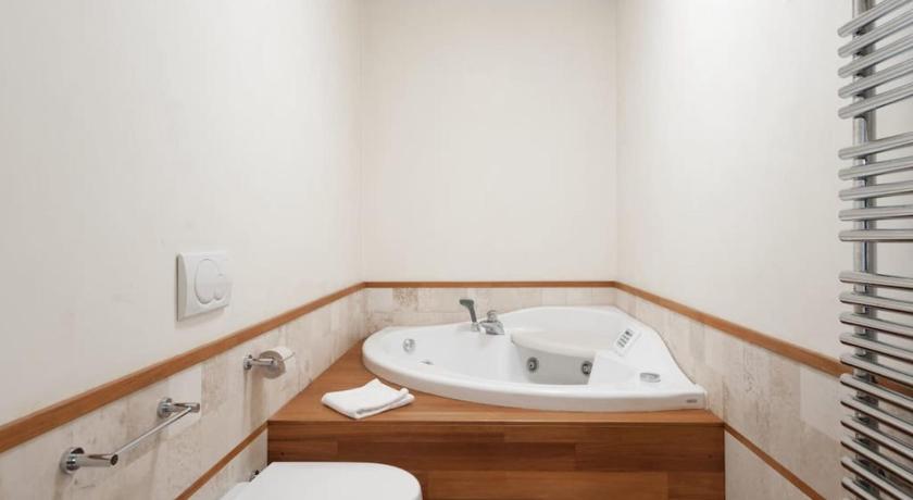 SANTA MARIA NOVELLA STYLISH Loft GREAT LOCATION-Hosted by Sweetstay photo