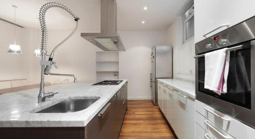 SANTA MARIA NOVELLA STYLISH Loft GREAT LOCATION-Hosted by Sweetstay photo