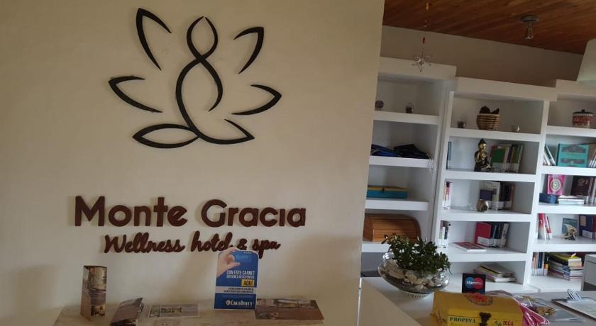 Monte Gracia Wellness Hotel & spa sas photo