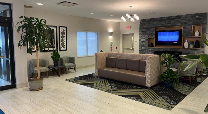 Holiday Inn Express Hotel & Suites Williamsport