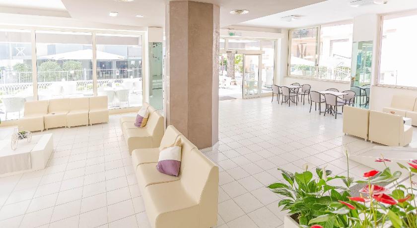 Hotel Confort photo
