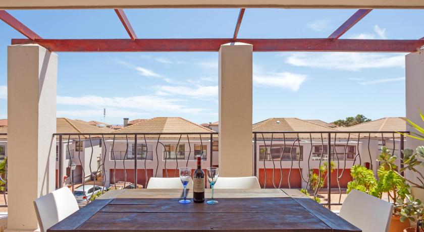 35 Island View by HostAgents photo