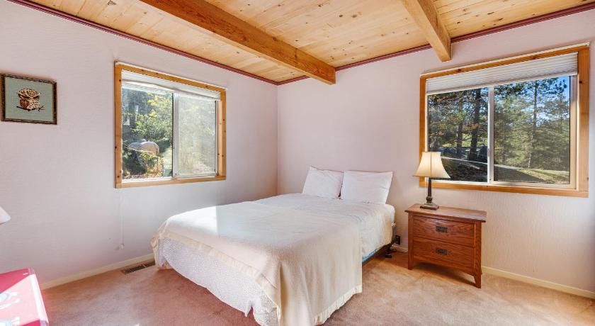 Pine Mountain Retreat photo