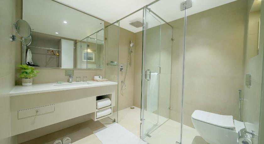 Jade Suites - Luxury Boutique Hotel photo