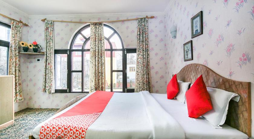 OYO Flagship 69153 Palas Inn of suites