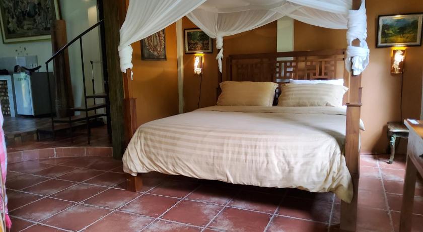 Image of Two-Bedroom Suite 4