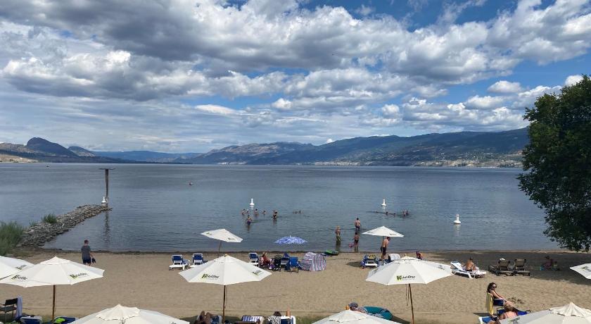 Penticton Lakeside Resort