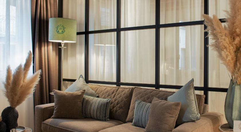ELEGANCE ROOM - Aparta & Suite - Automatized Apartment