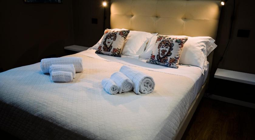 Фото: Двухместный номер Стандарт с 1 или 2 кроватями (Standard Double or Twin Room) 6