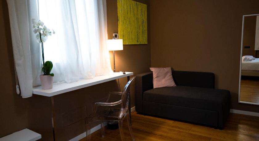 Фото: Двухместный номер Стандарт с 1 или 2 кроватями (Standard Double or Twin Room) 7