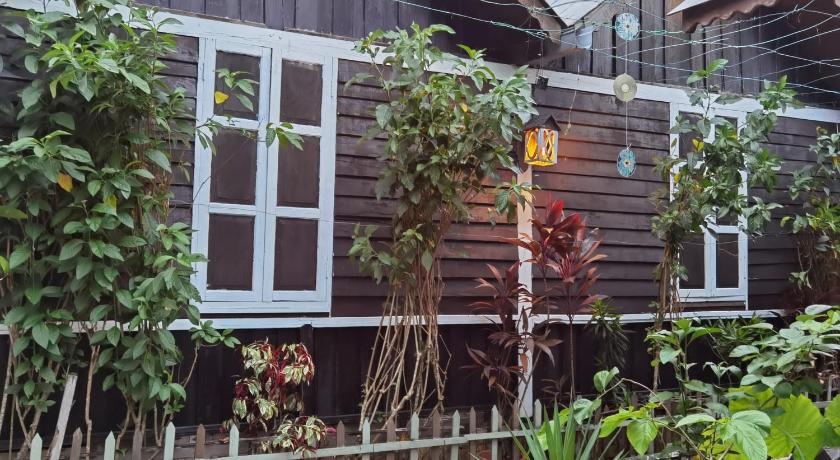Mykampung Chalet — Hotel in Ipoh