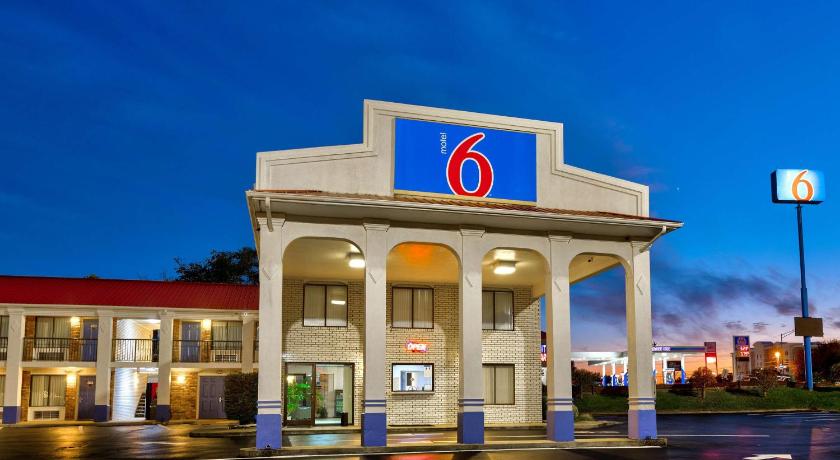 Motel 6-Cookeville, TN