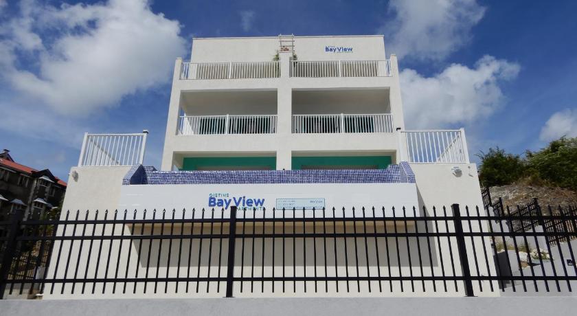 Oistins Bayview Apartments — Hotel in Oistins