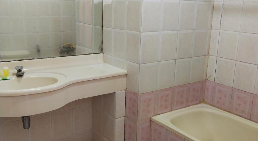 Image of Deluxe Double Room with Balcony and Sea View 8