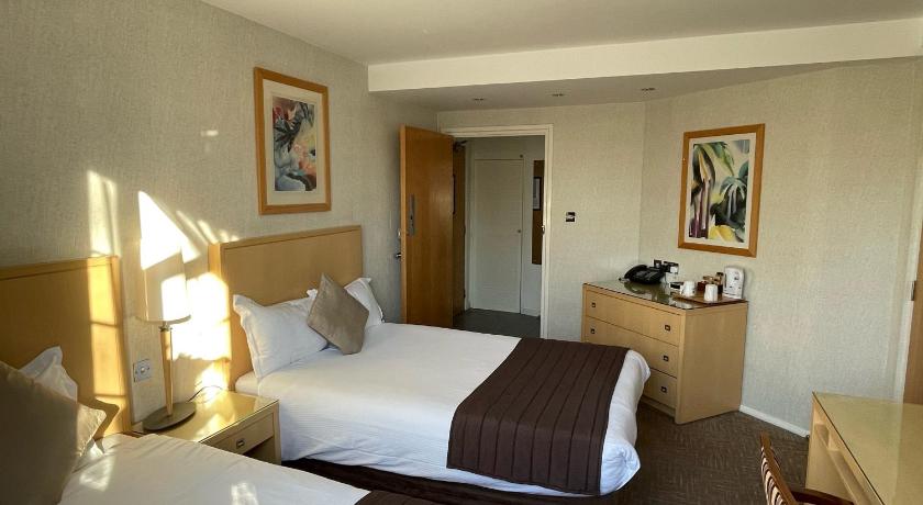 Best Western Homestead Court Hotel photo