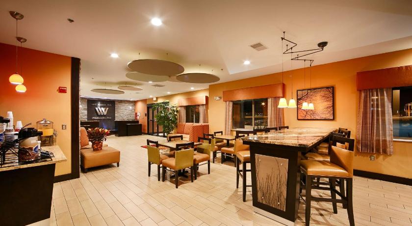 Best Western PLUS Whitewater Inn