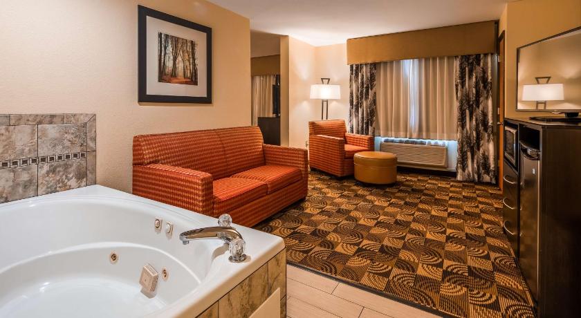 Best Western PLUS Whitewater Inn