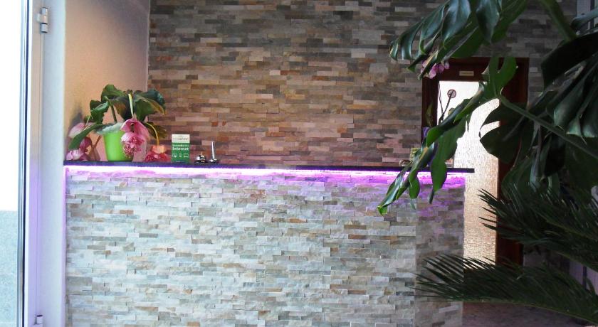 Hotel Linnert photo